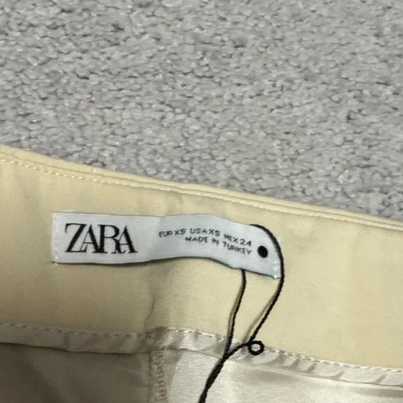 Zara Cream Skirt with Elegant Design - Picture 2 of 4